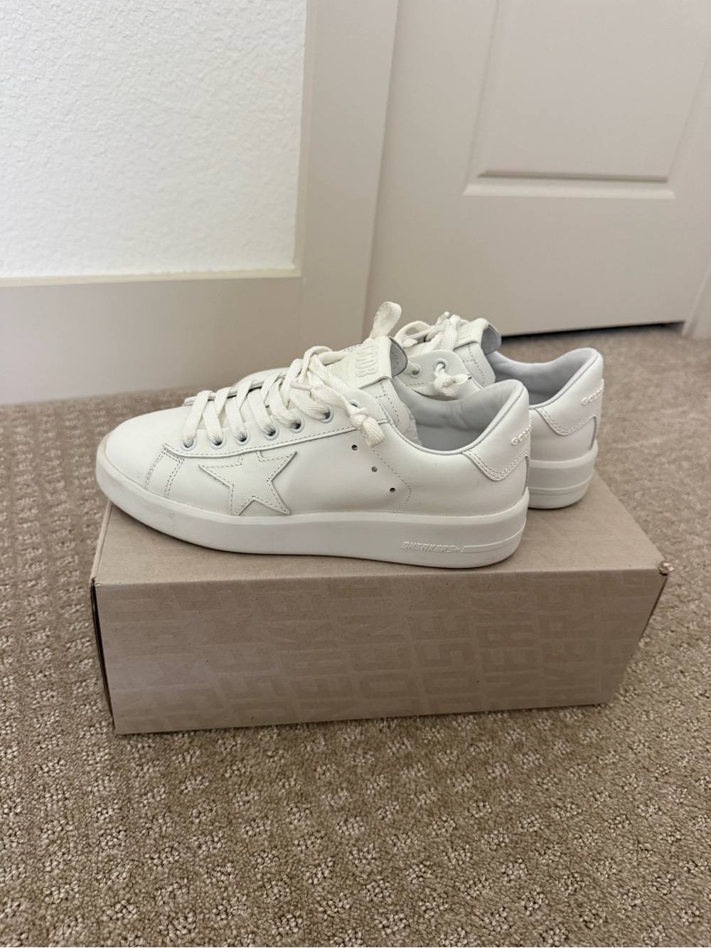 Golden Goose Purestar Sneakers - Picture 2 of 6